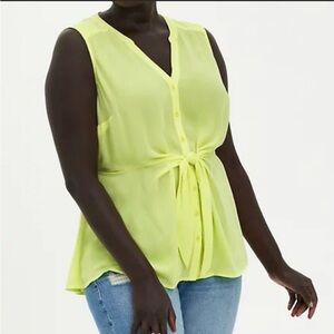Torrid Yellow Georgette Button & Tie Front Sleeveless Blouse Size 2X (Torrid 2)